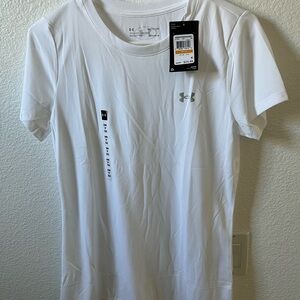 Under Armour Women’s Size Small Crew Neck T-Shirt with tags in White